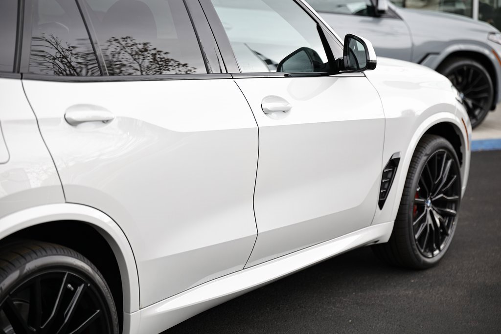 New 2026 BMW X5 xDrive40i w/ M Sport Package image 8