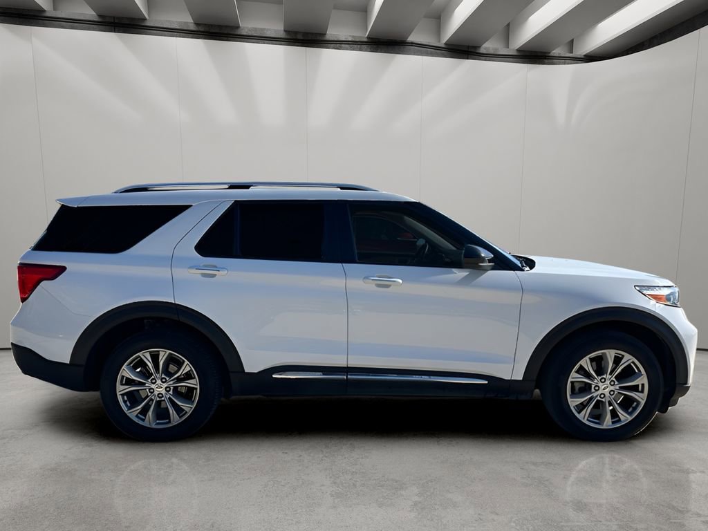 Used 2023 Ford Explorer Limited AWD/4WD image 6