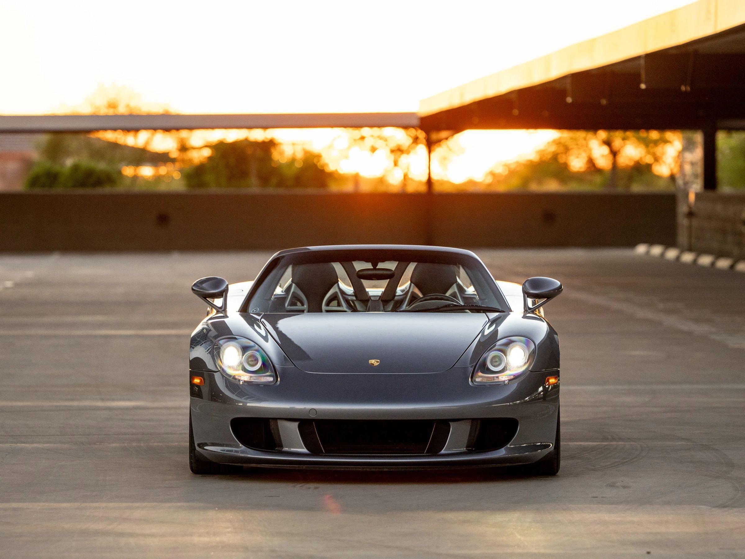 Used 2004 Porsche Carrera GT image 3