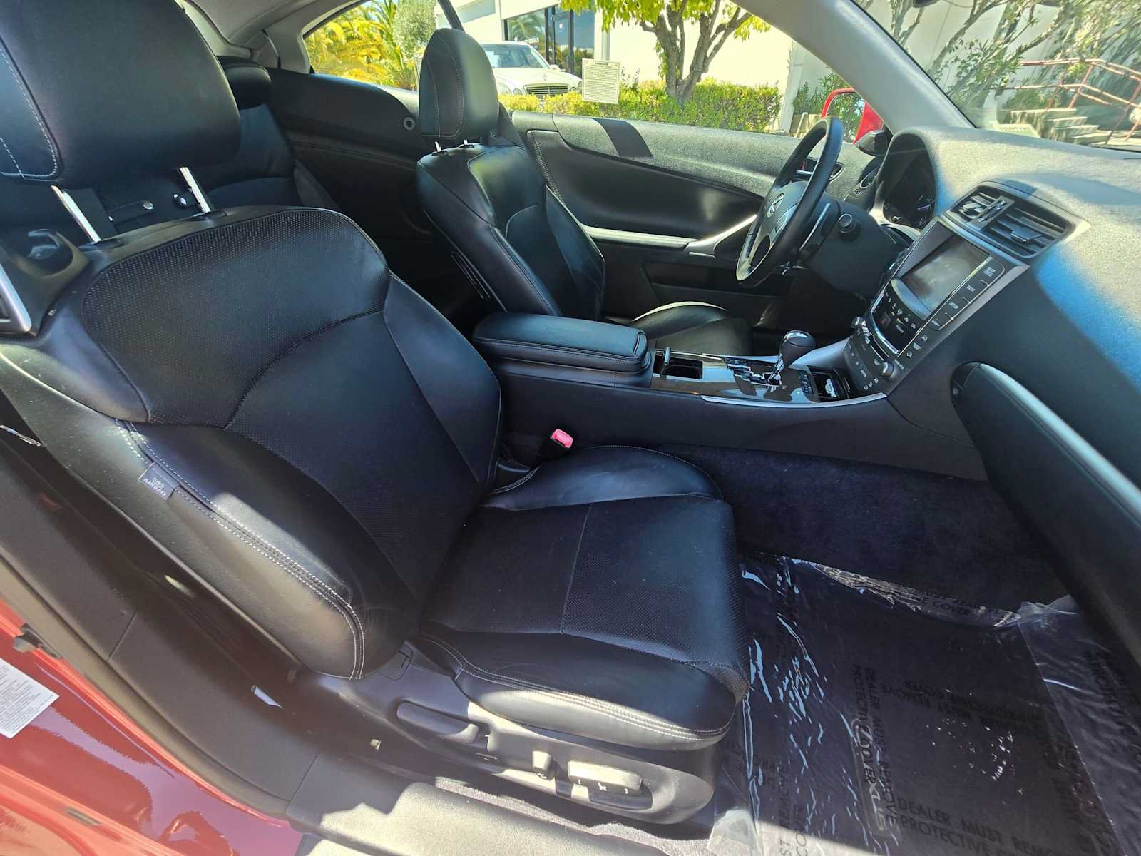 Used 2011 Lexus IS 250C RWD image 10