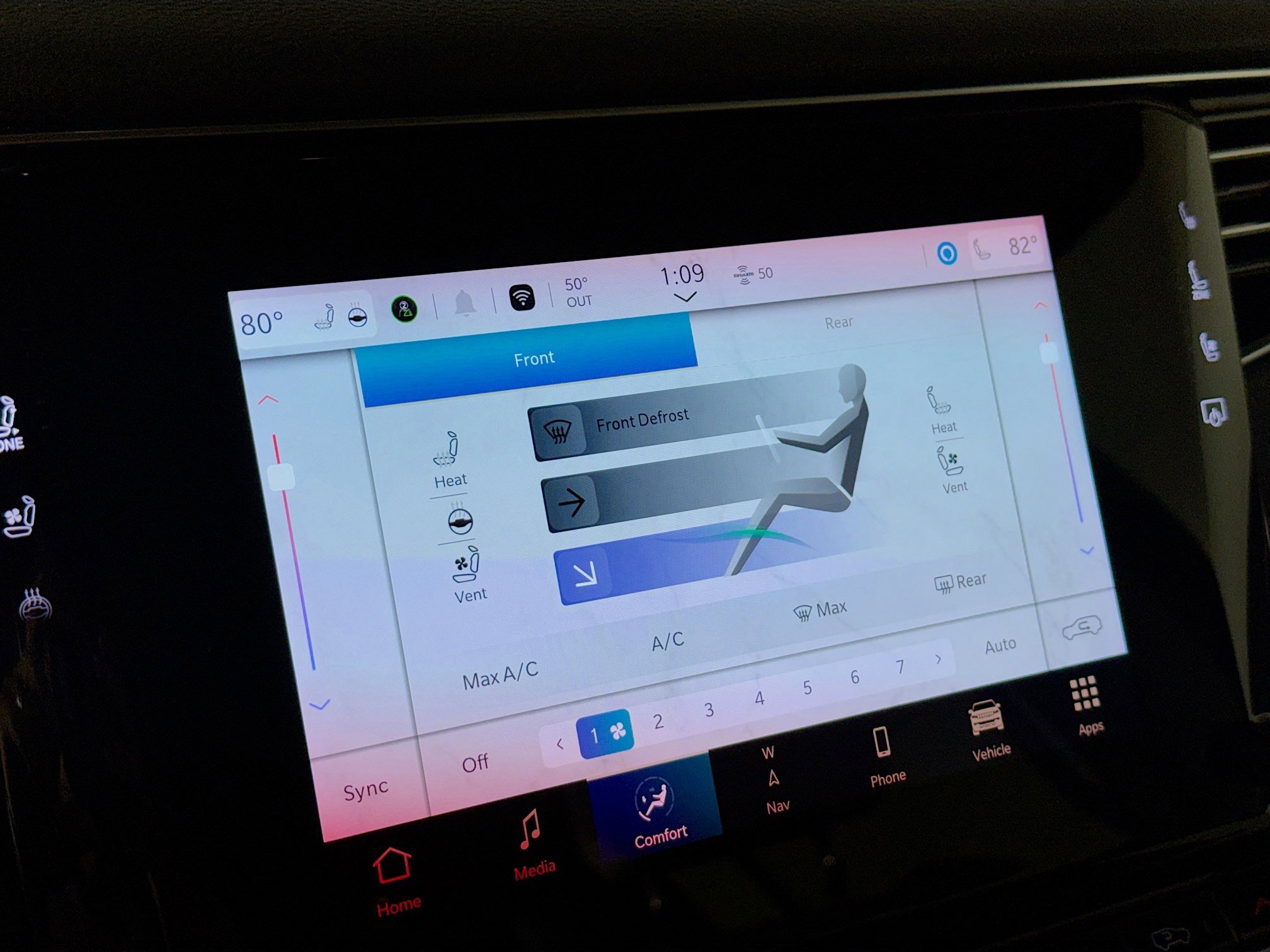 Used 2024 Jeep Wagoneer L Series II w/ Flexible Seating Group image 19