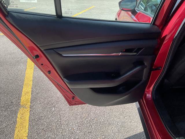 Used 2025 MAZDA MAZDA3 s FWD image 19