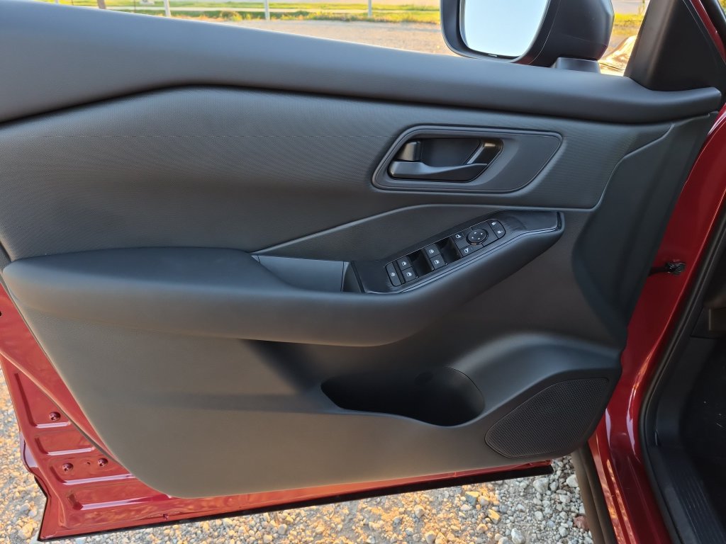 New 2027 Nissan Rogue S FWD image 13