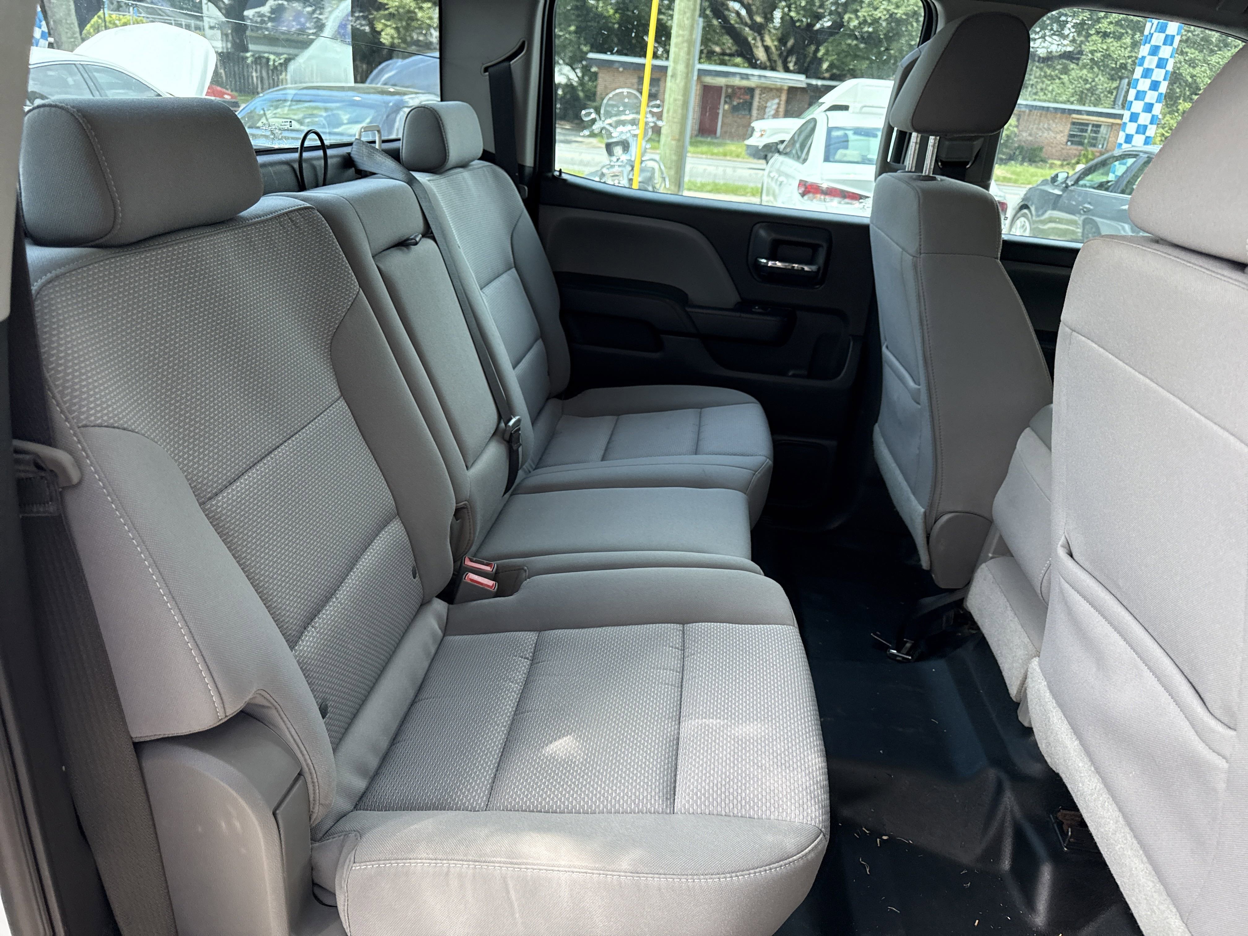 Used 2018 Chevrolet Silverado 1500 W/T w/ Trailering Package image 23