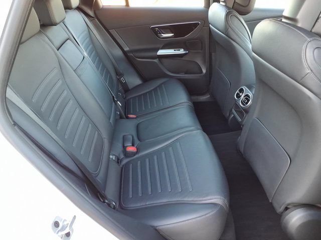 Used 2025 Mercedes-Benz GLC 43 AMG 4MATIC image 20