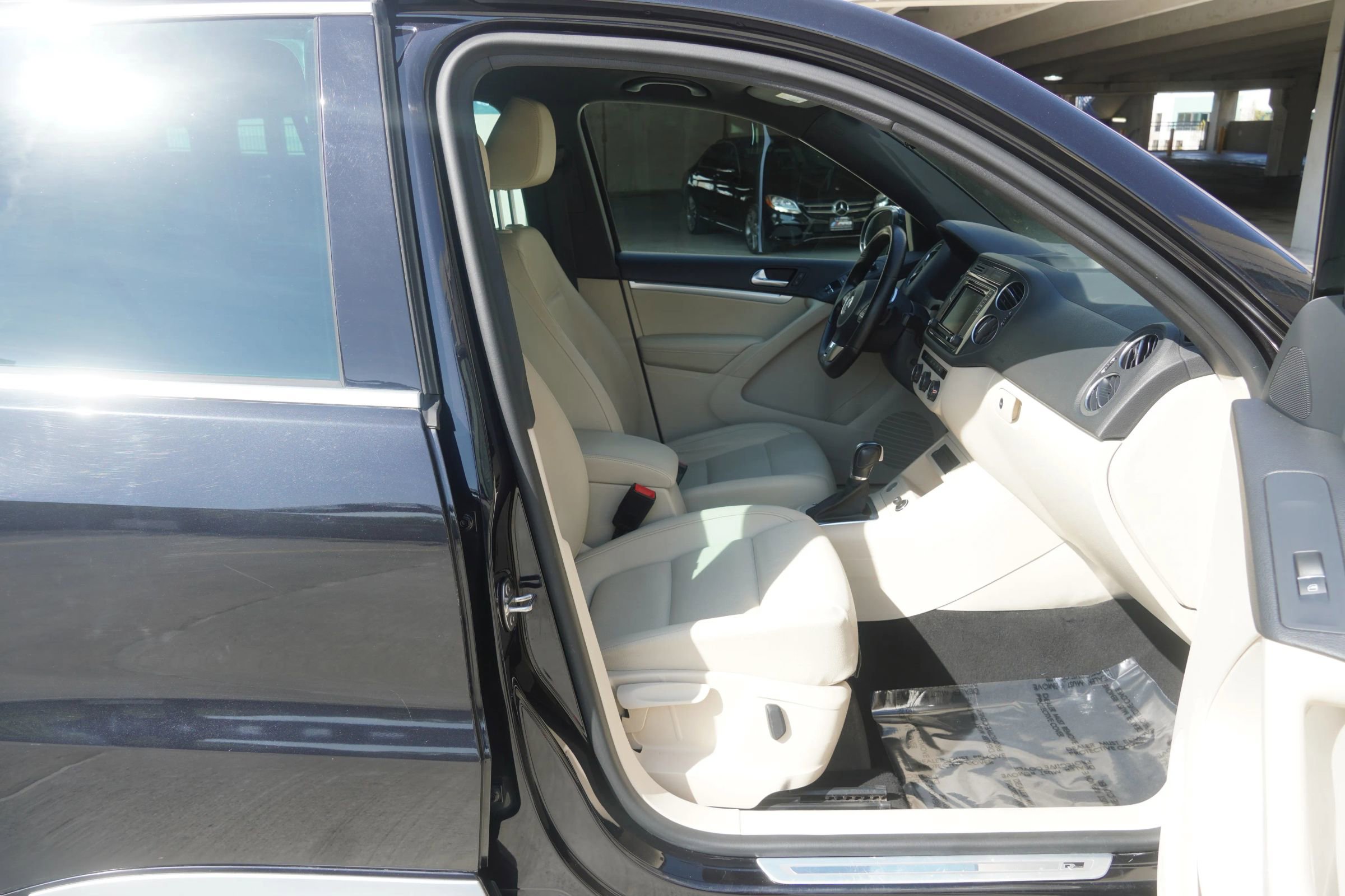 Used 2016 Volkswagen Tiguan R-Line image 31