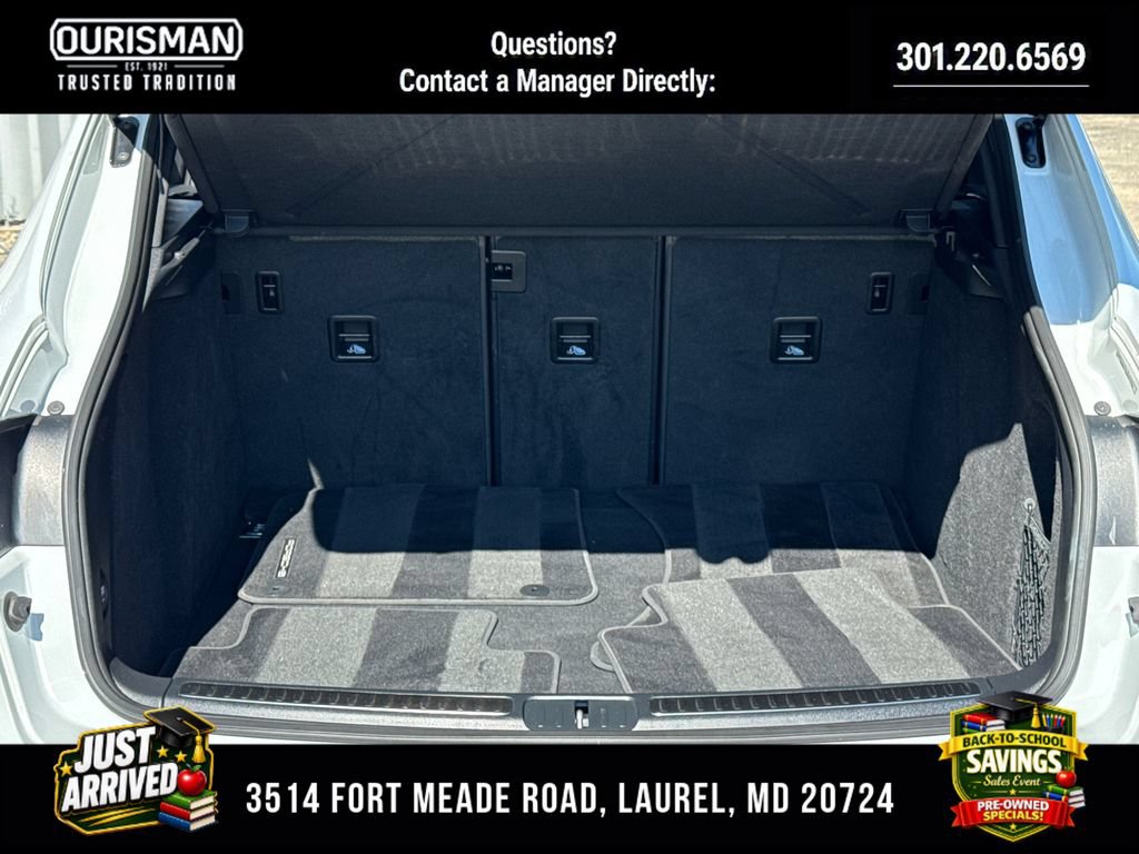 Used 2021 Porsche Macan AWD/4WD image 19