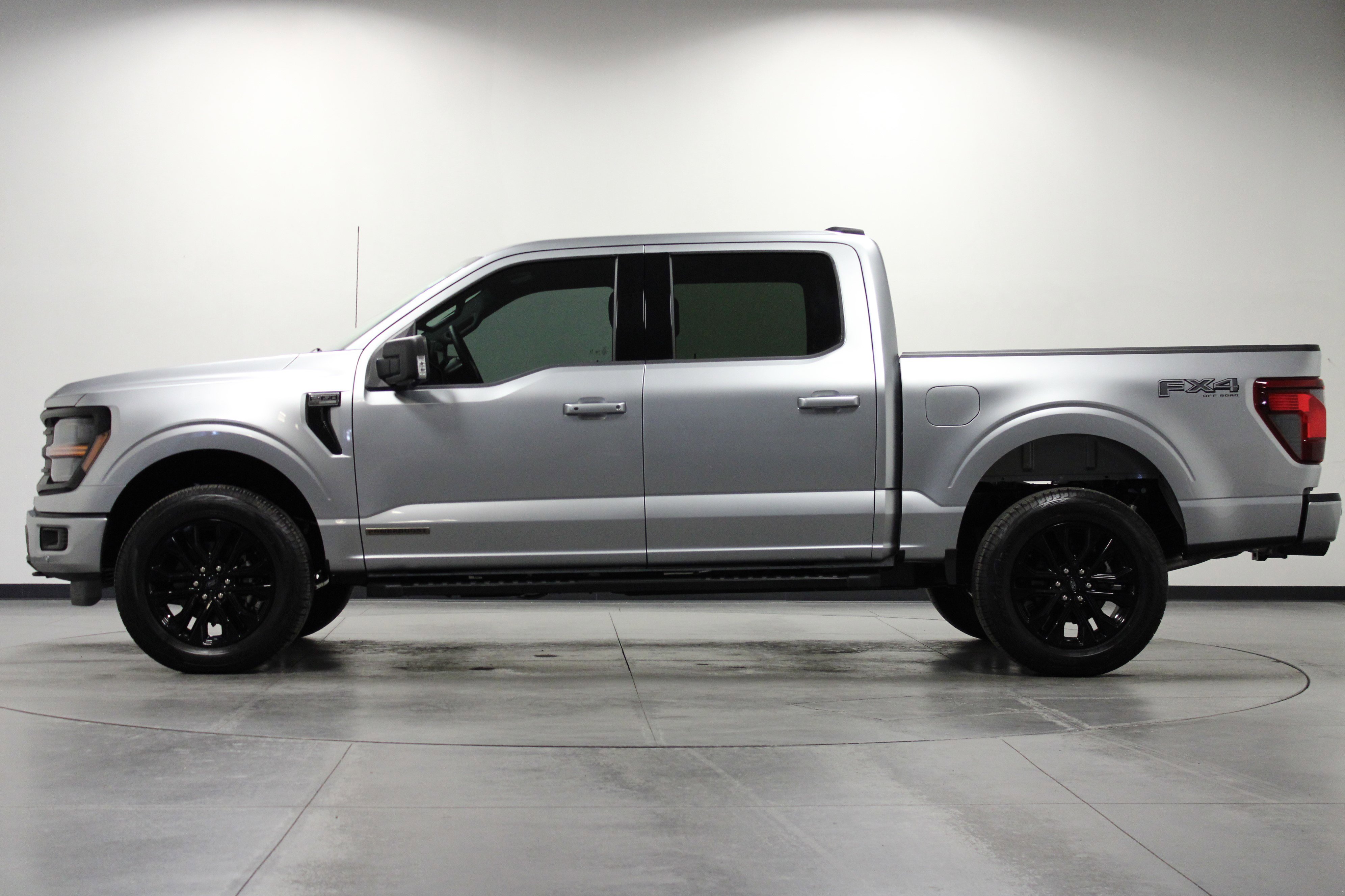 Used 2025 Ford F150 XLT w/ Equipment Group 302A MID image 7