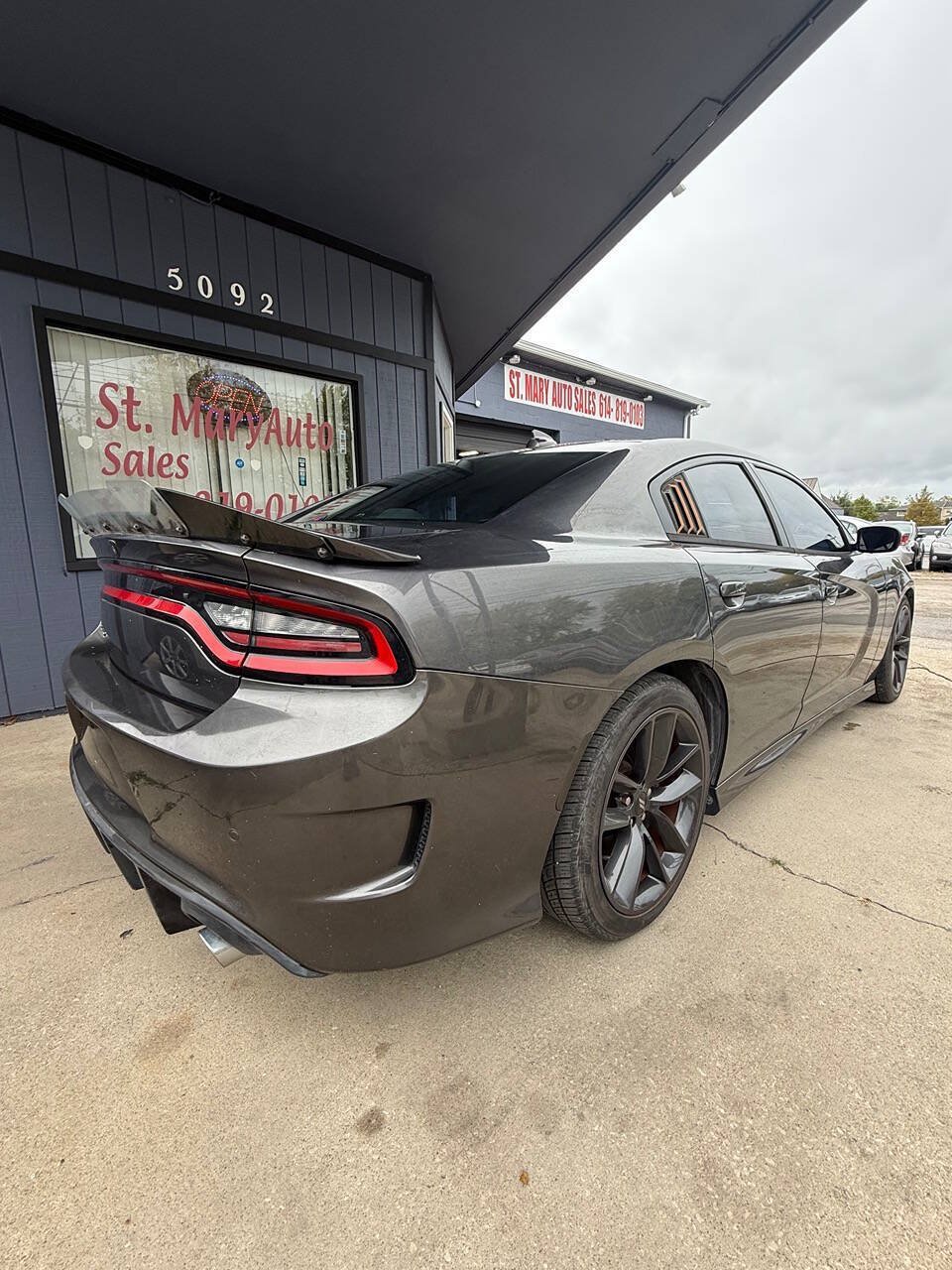 Used 2019 Dodge Charger GT w/ Performance Handling Group RWD image 6