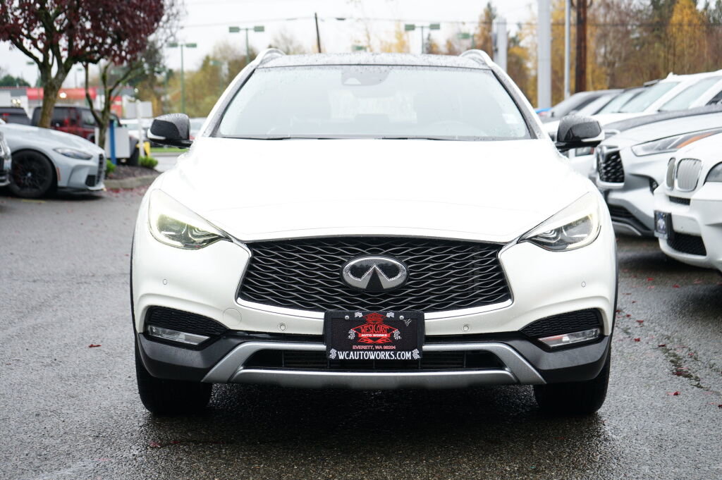 Used 2018 INFINITI QX30 Premium w/ Technology Package image 8