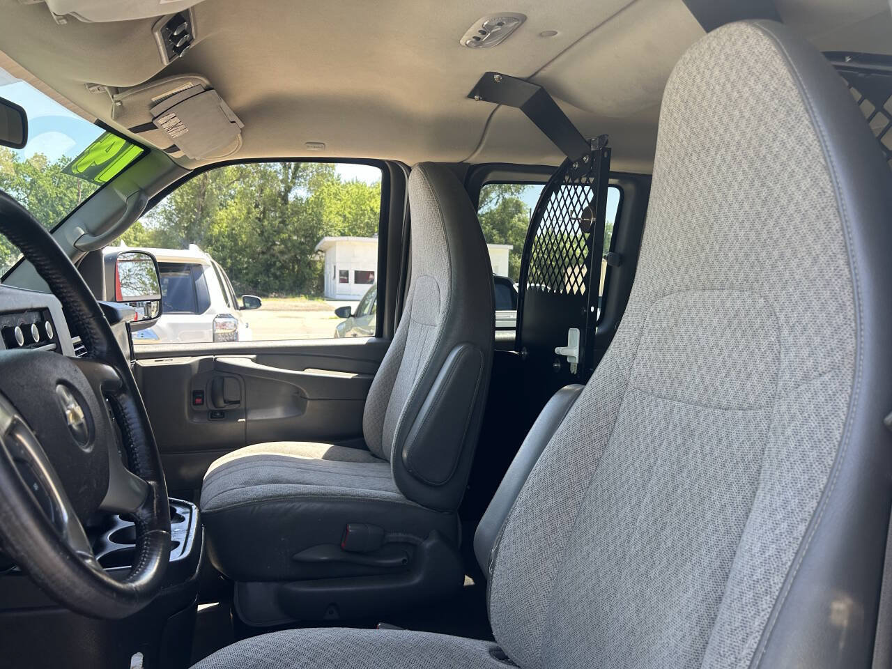 Used 2014 Chevrolet Express 1500 LT w/ LT Preferred Equipment Group RWD image 13