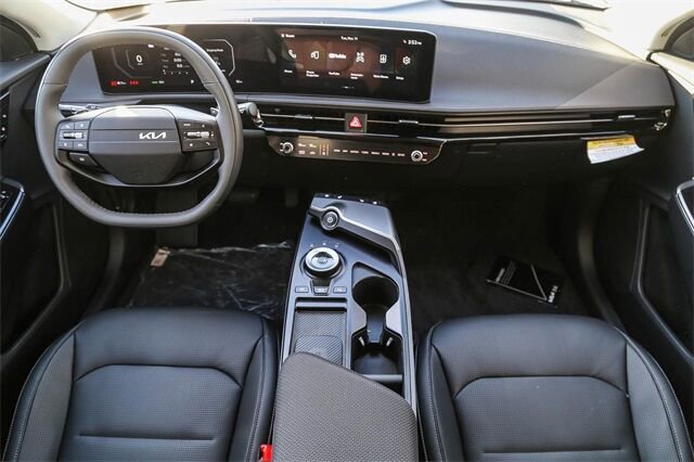 New 2025 Kia EV6 Wind image 12
