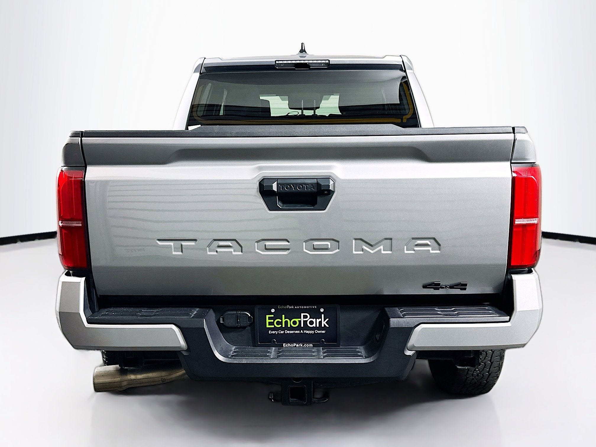 Used 2025 Toyota Tacoma TRD Off-Road AWD/4WD image 7