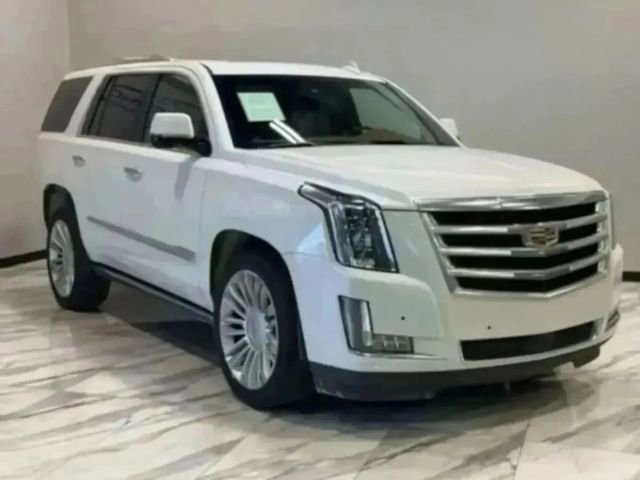 Used 2017 Cadillac Escalade Platinum image 37