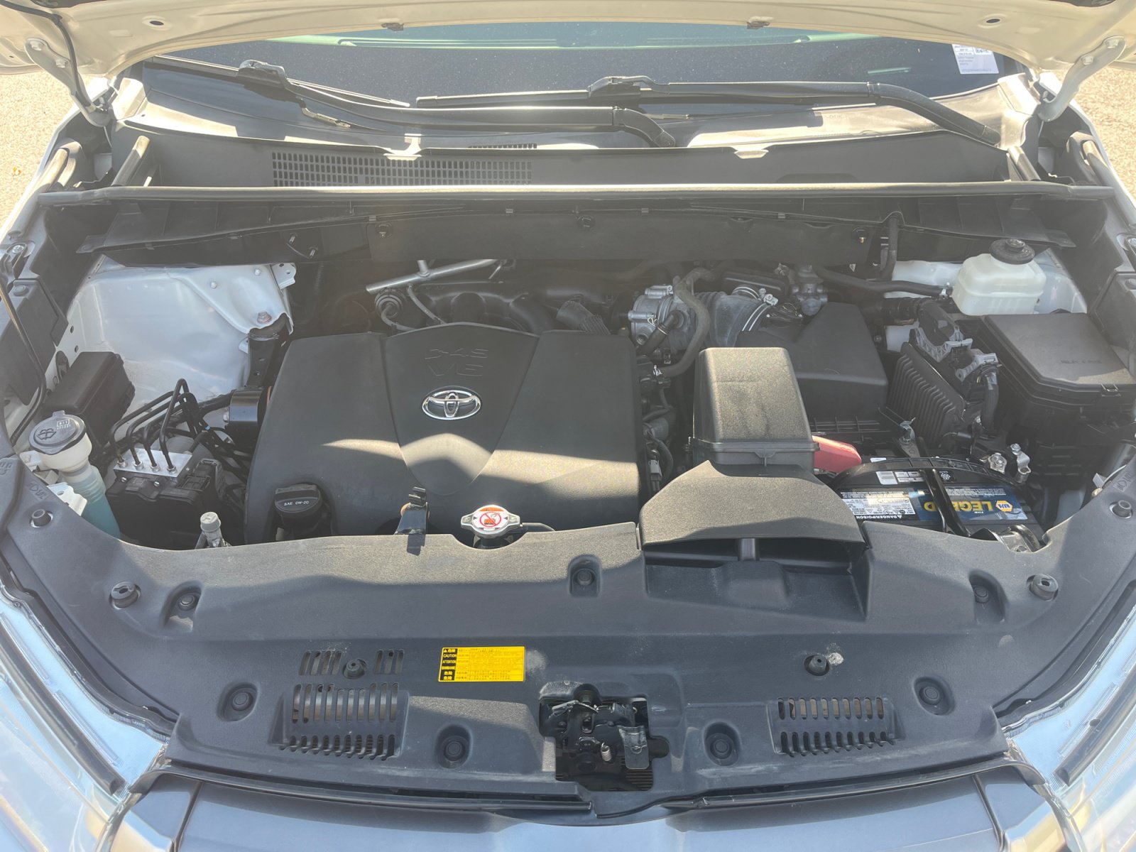 Used 2019 Toyota Highlander XLE AWD/4WD image 21