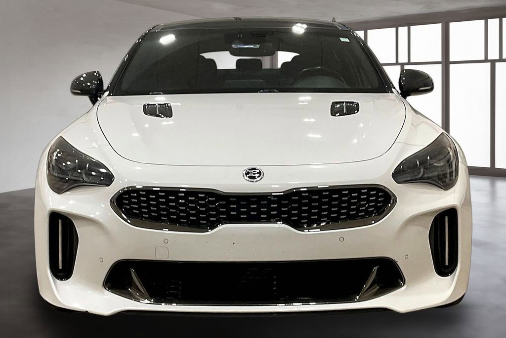 Used 2019 Kia Stinger GT1 image 3