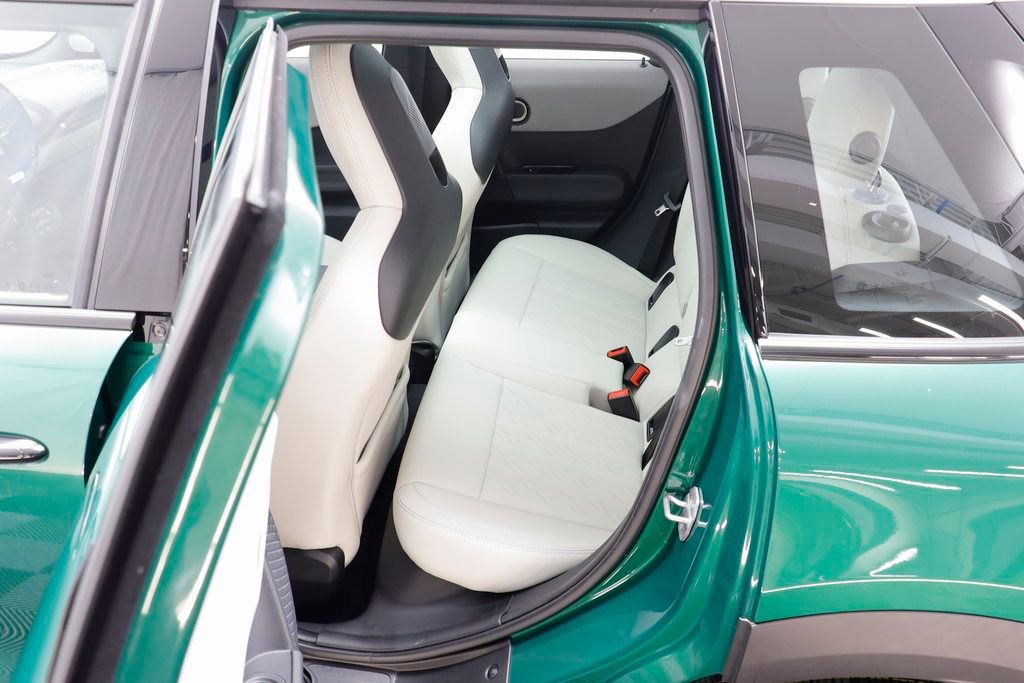 New 2026 MINI Cooper 4-Door Hardtop image 14