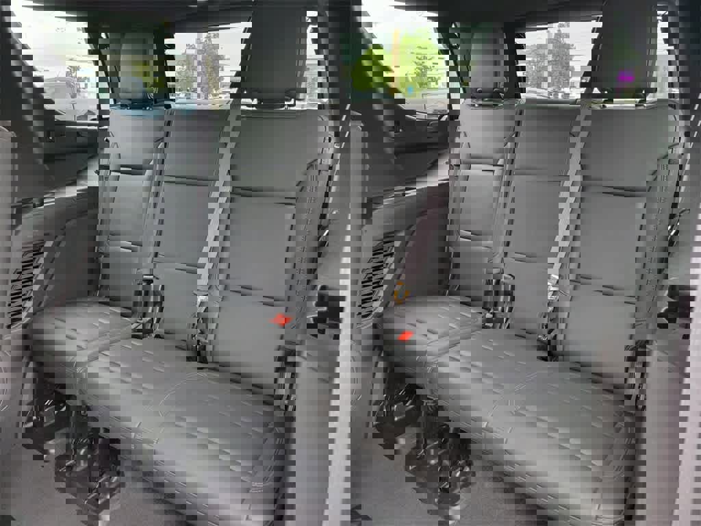 Used 2024 Chevrolet Tahoe LT image 12