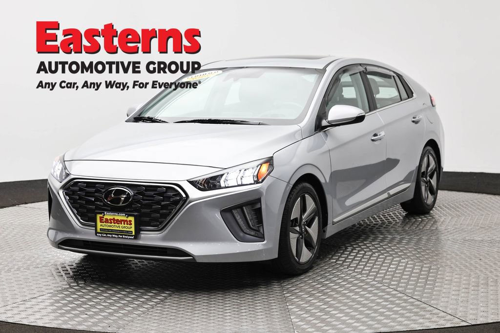 Used 2022 Hyundai Ioniq SEL FWD image 1
