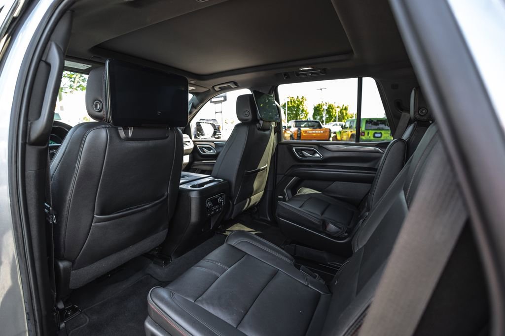 Used 2022 Chevrolet Tahoe RST w/ Sport Performance Package AWD/4WD image 33