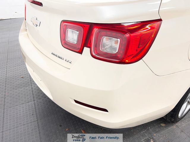 Used 2014 Chevrolet Malibu LTZ FWD image 13