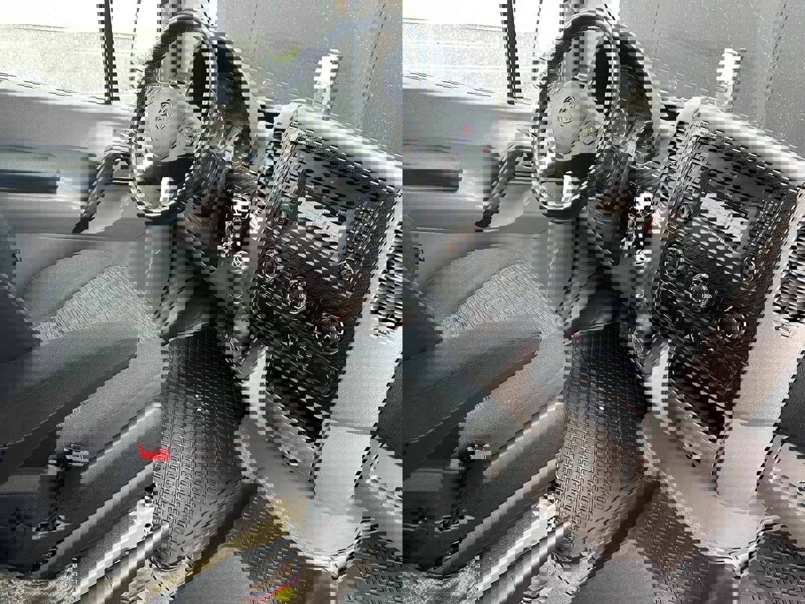 Used 2018 Mercedes-Benz Sprinter 2500 image 11