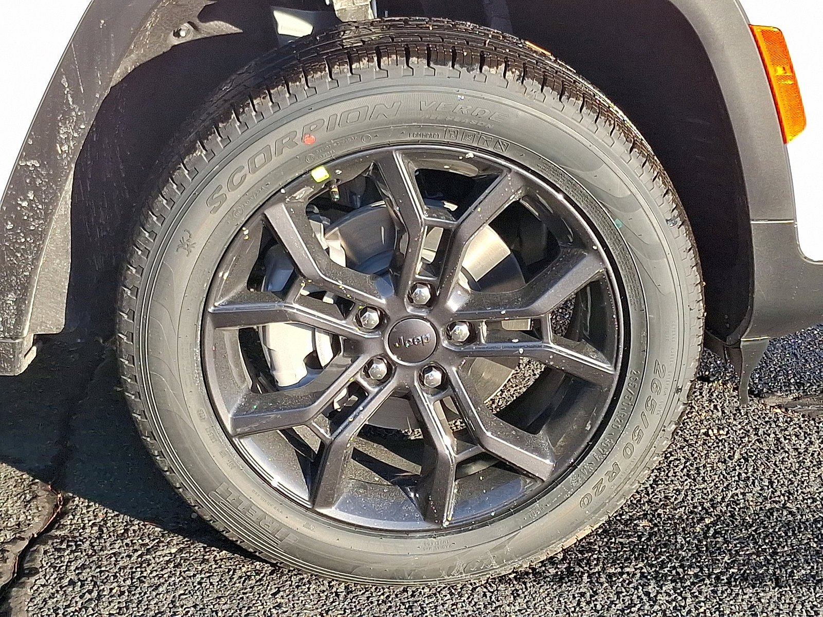 New 2025 Jeep Grand Cherokee Limited image 8