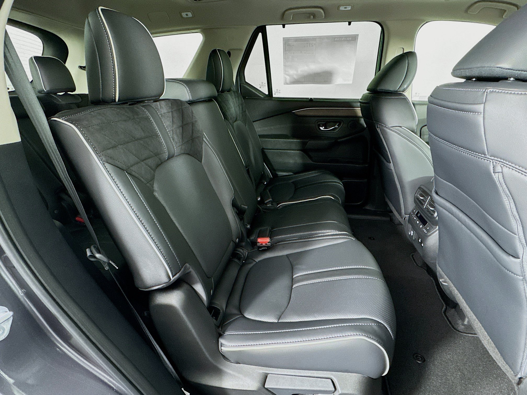 New 2026 Honda Pilot Elite image 30