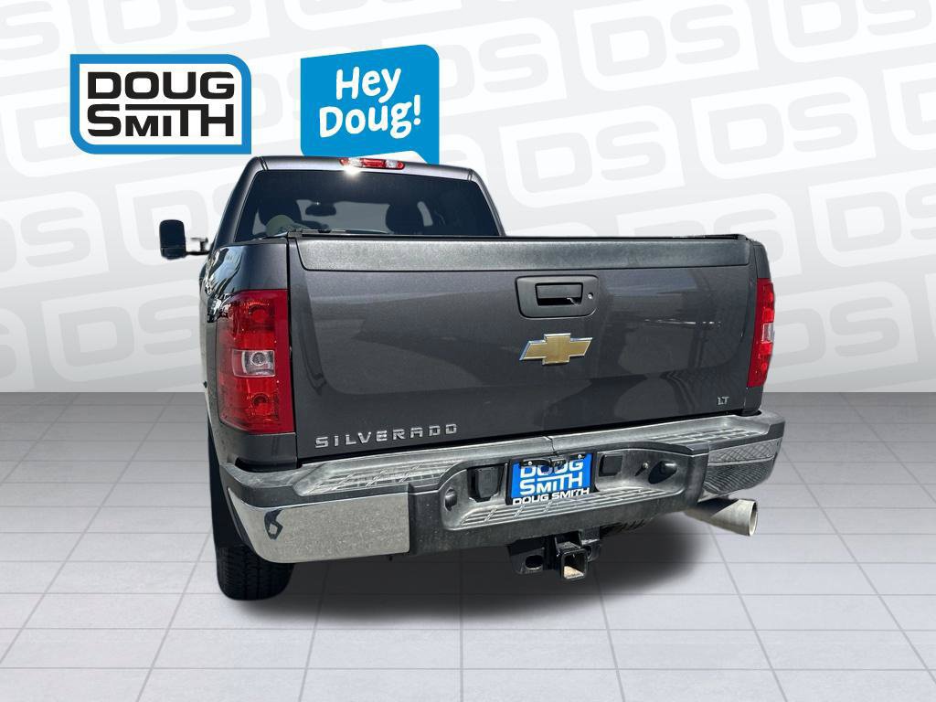 Used 2011 Chevrolet Silverado 2500 LT w/ Interior Plus Package AWD/4WD image 5