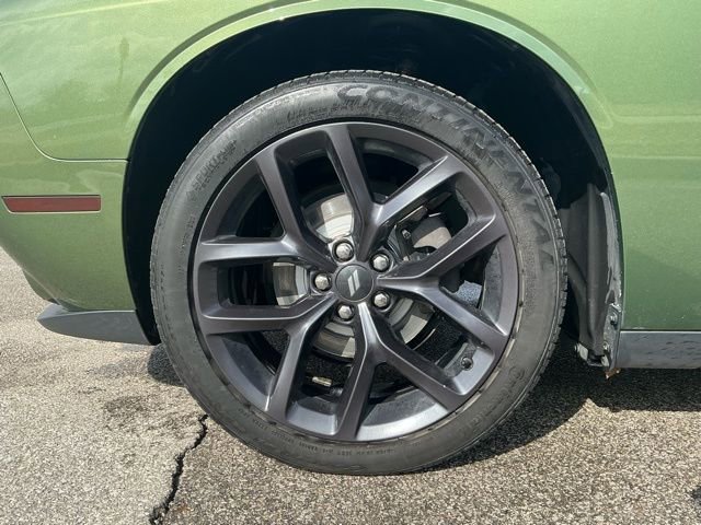 Used 2020 Dodge Challenger SXT w/ Blacktop Package image 16