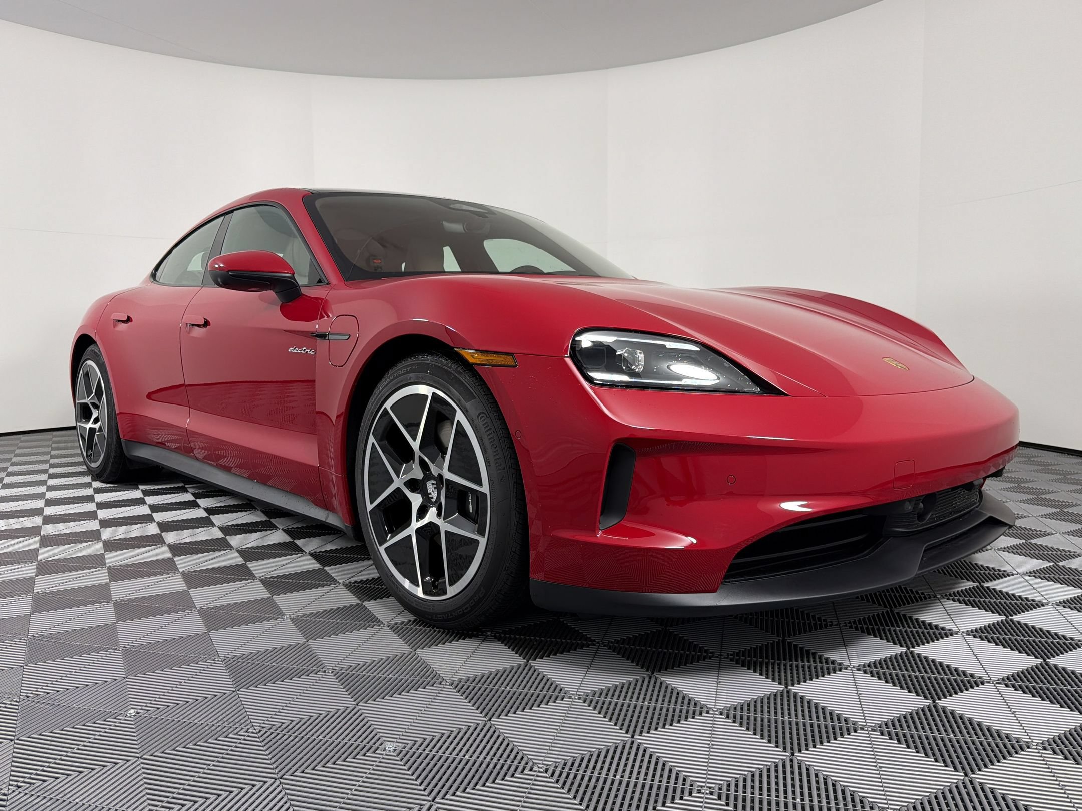 New 2026 Porsche Taycan RWD image 7