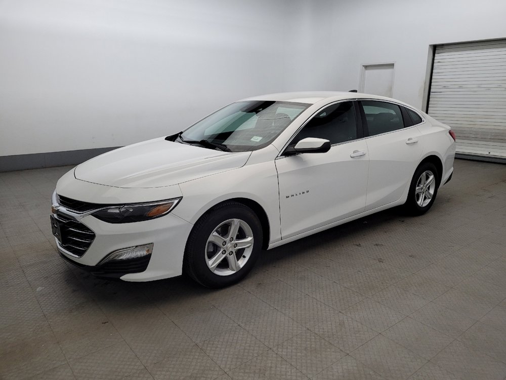 Used 2024 Chevrolet Malibu LS FWD image 2