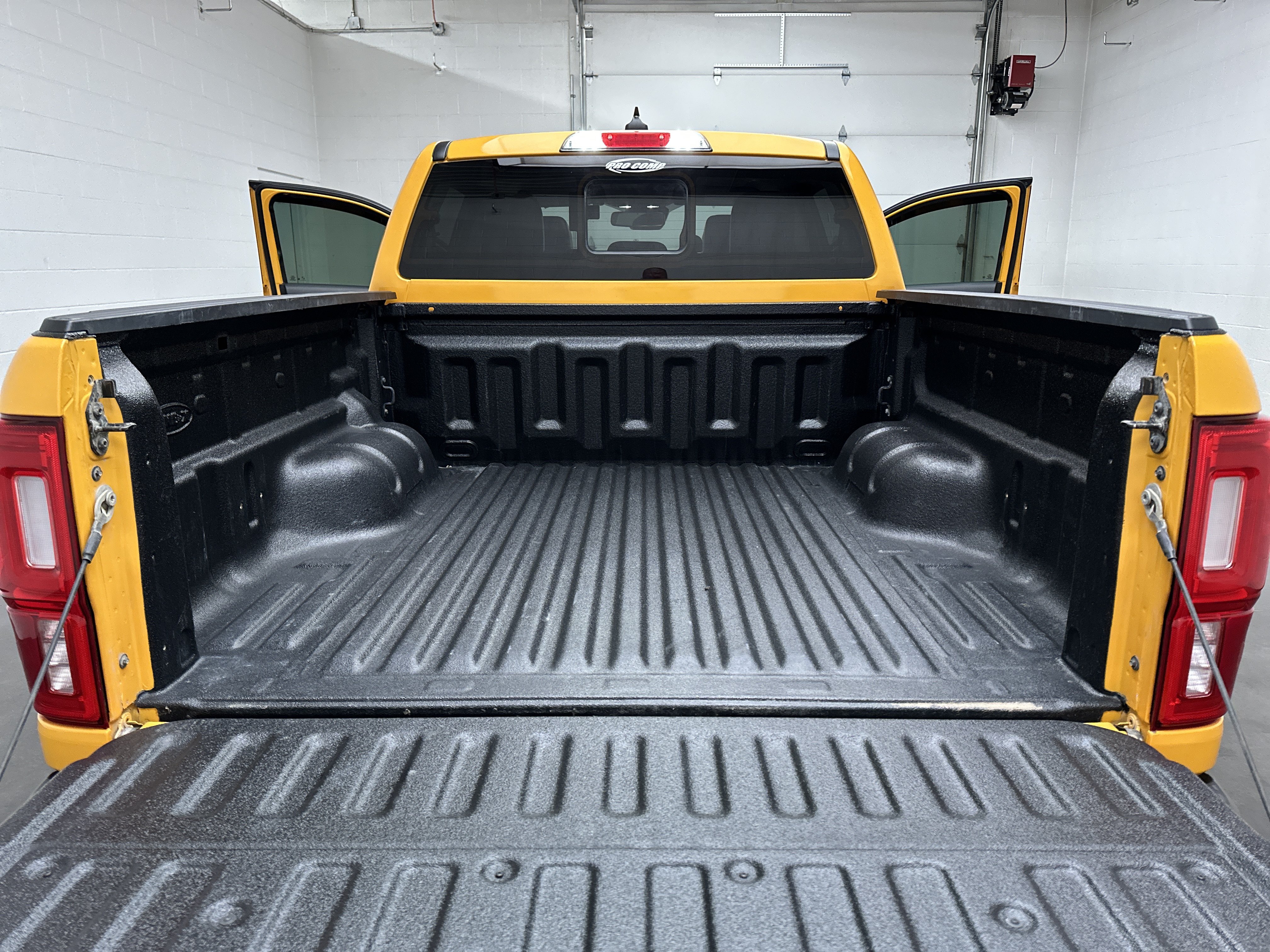 Used 2021 Ford Ranger Lariat w/ Tremor Off-Road Package AWD/4WD image 17