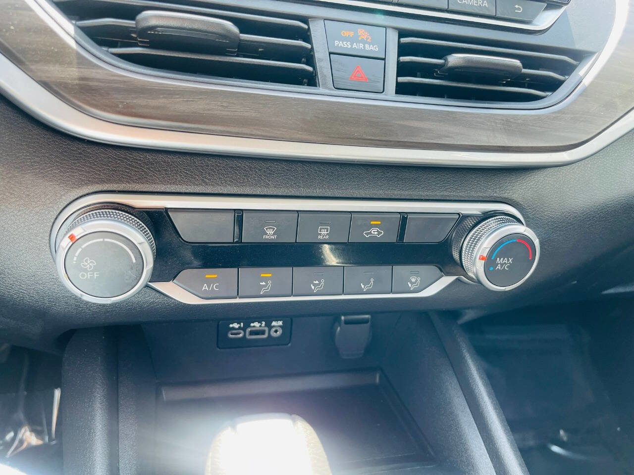 Used 2025 Nissan Altima 2.5 SV image 39