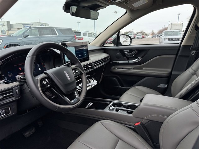 New 2026 Lincoln Corsair Premiere image 19