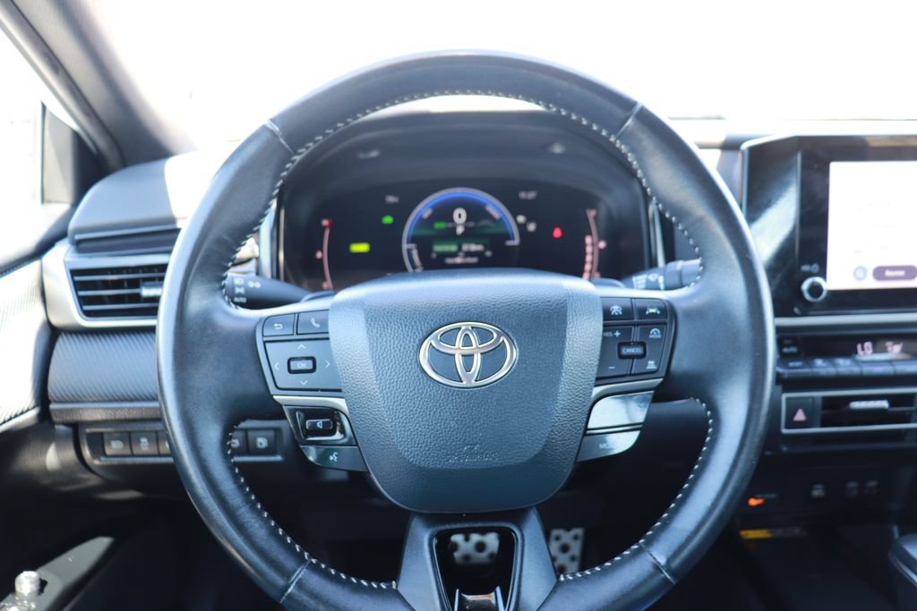 Used 2025 Toyota Camry SE FWD image 20