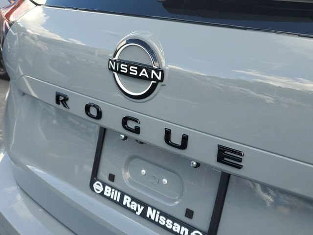 New 2026 Nissan Rogue Dark Armor FWD image 6