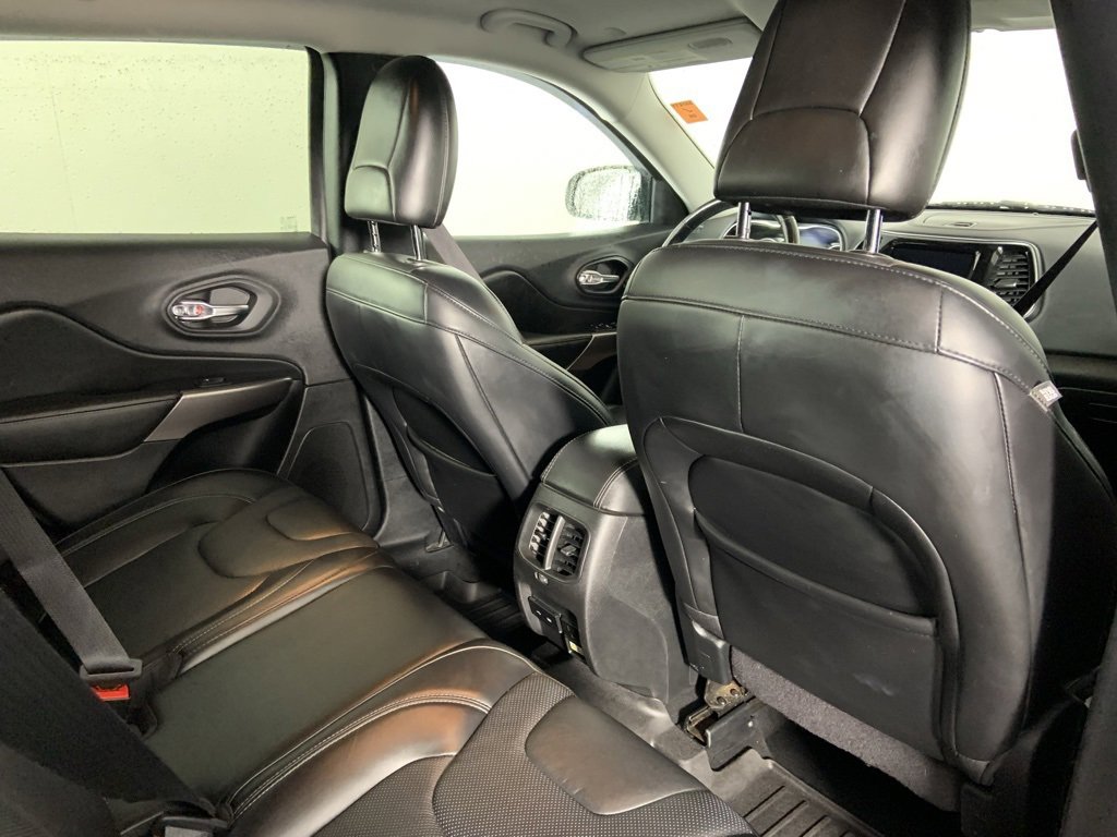 Used 2020 Jeep Cherokee Limited image 26