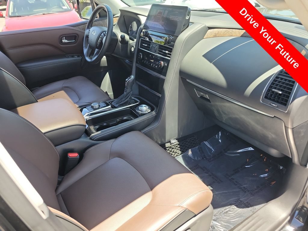 Used 2024 INFINITI QX80 Premium Select w/ Cargo Package AWD/4WD image 24