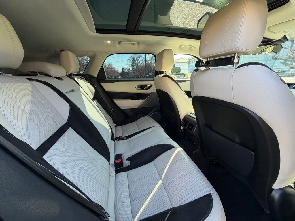 Used 2018 Land Rover Range Rover Velar R-Dynamic SE AWD/4WD image 20