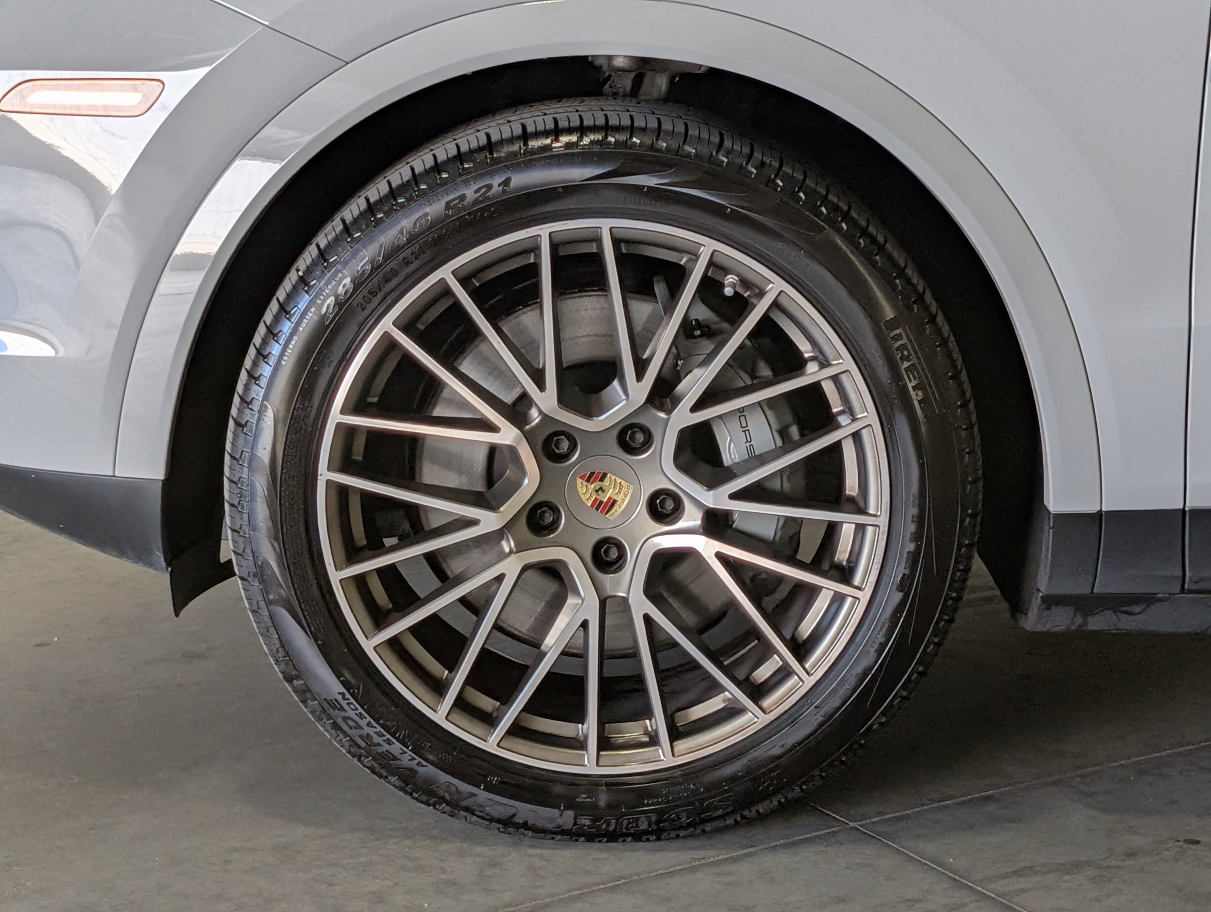 Certified 2023 Porsche Cayenne S Platinum AWD/4WD image 18