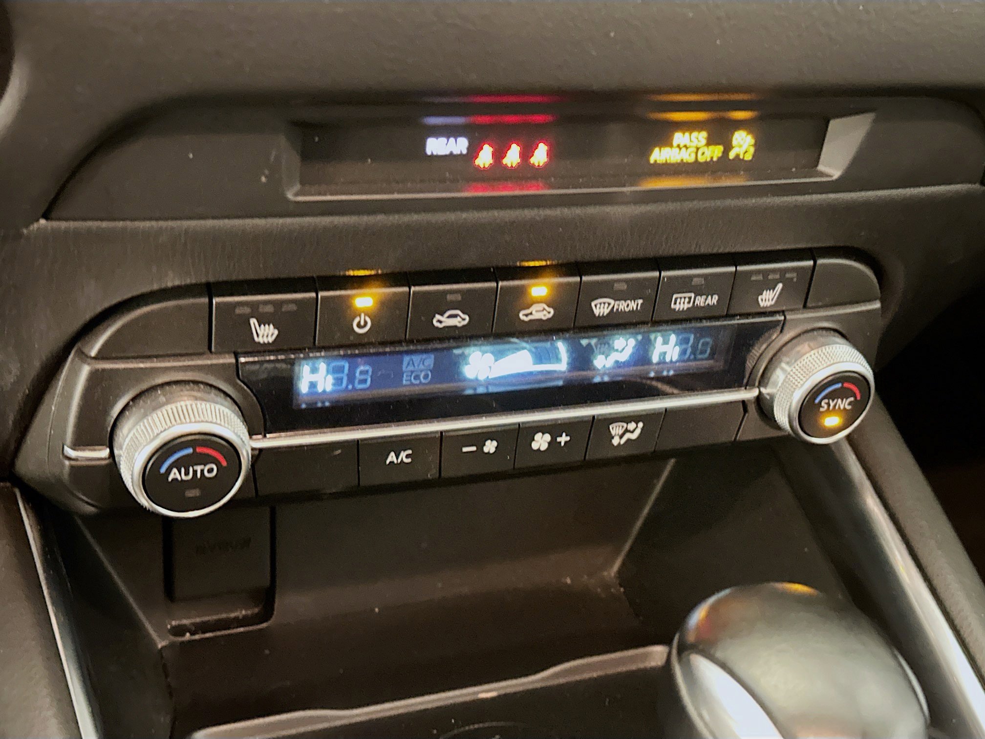 Used 2025 MAZDA CX-5 Carbon Edition image 24