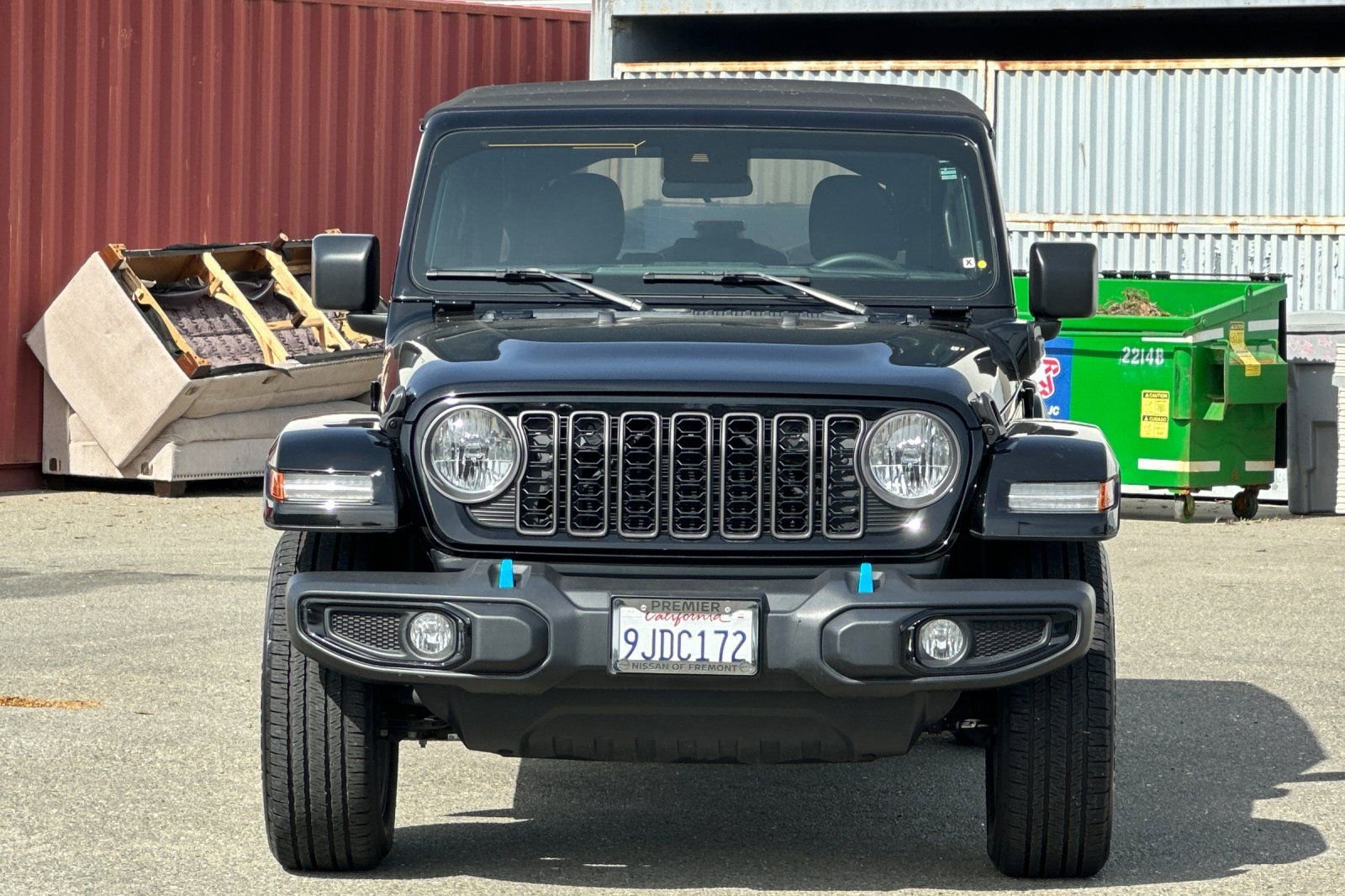 Used 2024 Jeep Wrangler Unlimited AWD/4WD image 9