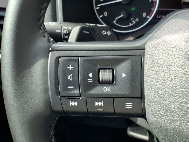 Used 2025 Nissan Rogue SV image 22