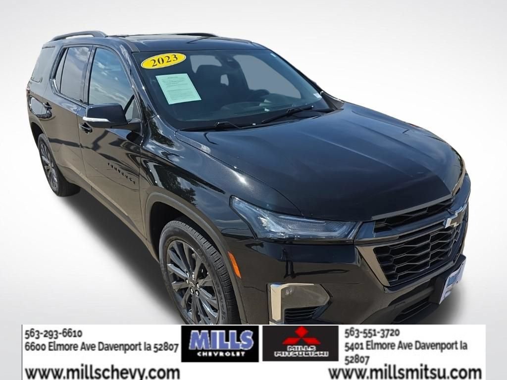 Used 2023 Chevrolet Traverse RS w/ LPO, Floor Liner Package AWD/4WD image 7