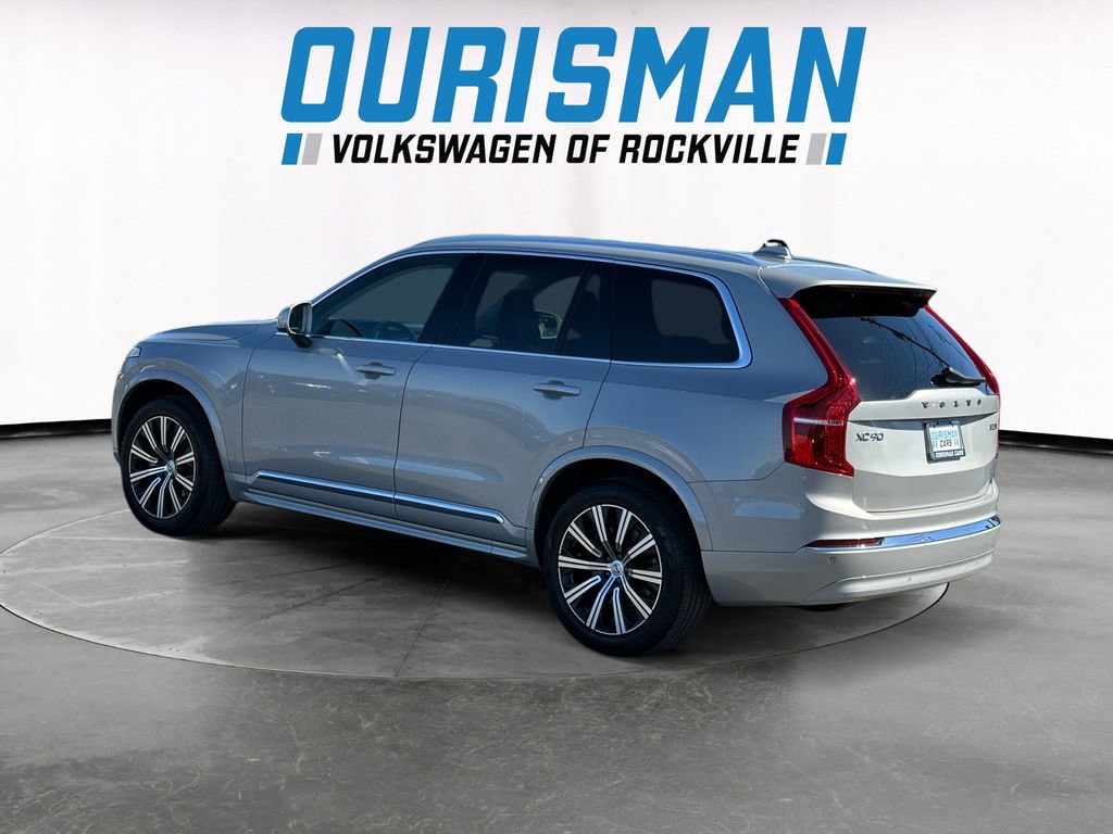 Used 2025 Volvo XC90 B5 Core AWD/4WD image 4