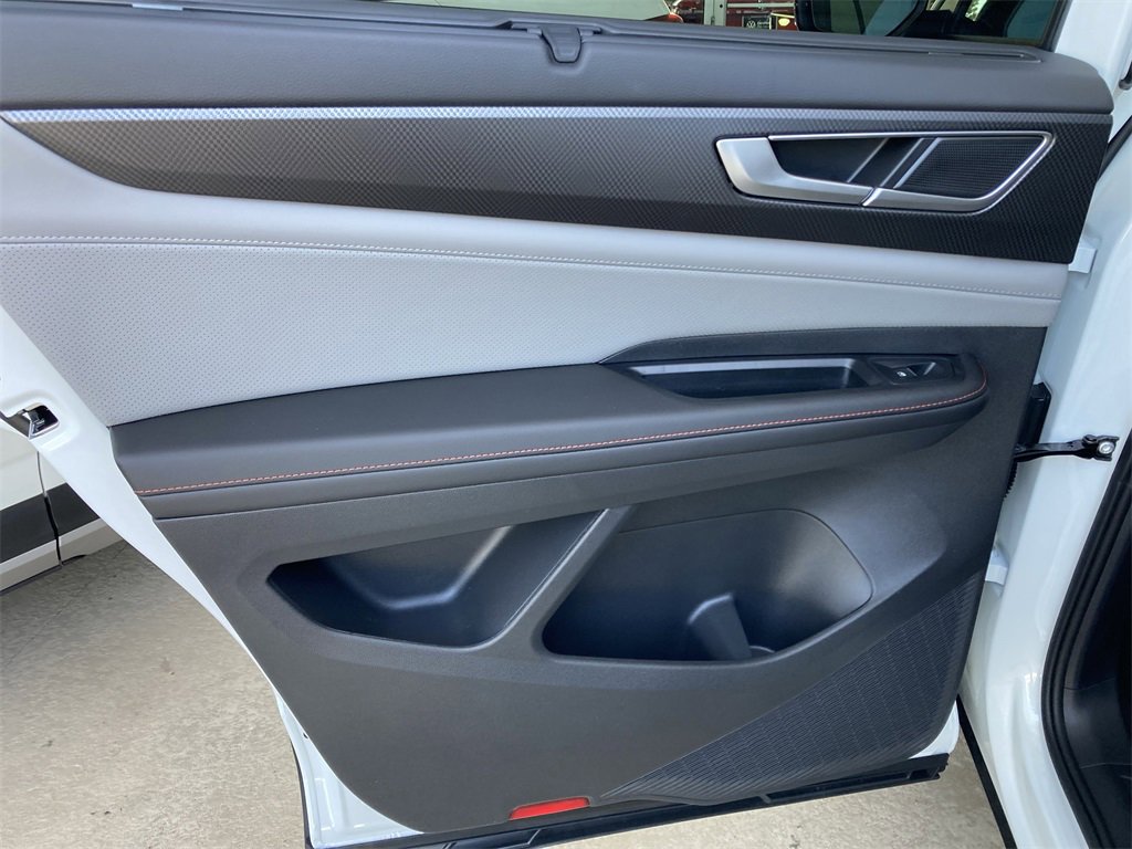 New 2026 Volkswagen Atlas Peak Edition image 30