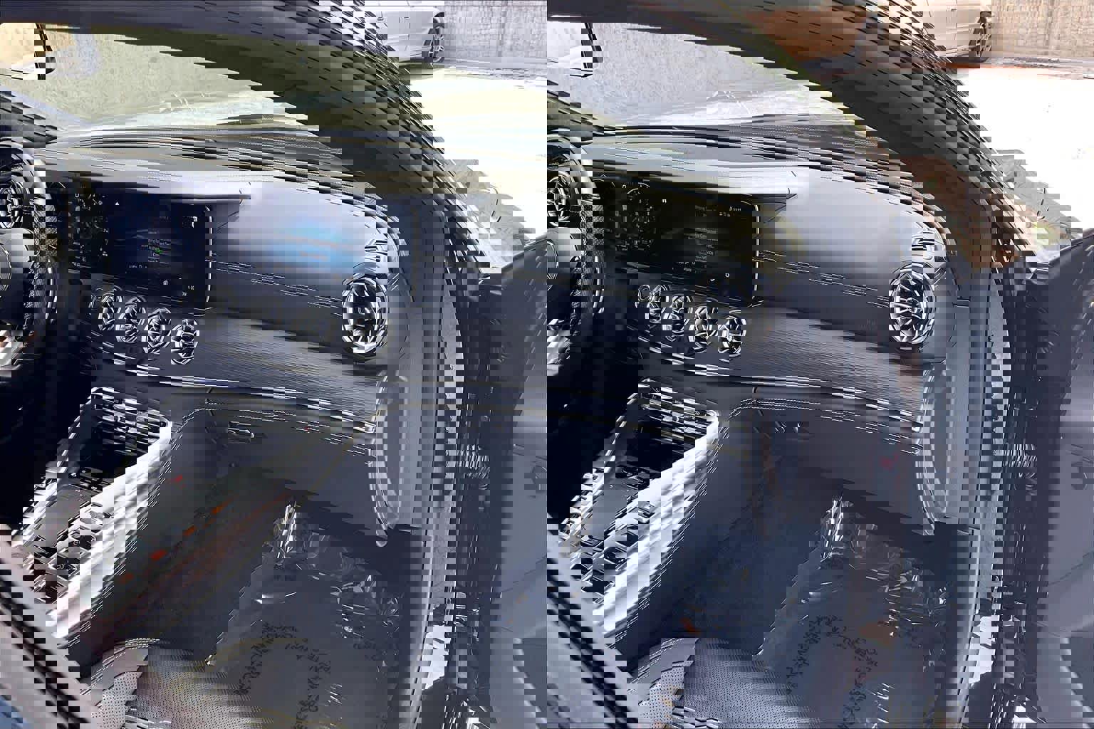 Used 2022 Mercedes-Benz AMG GT 43 image 19