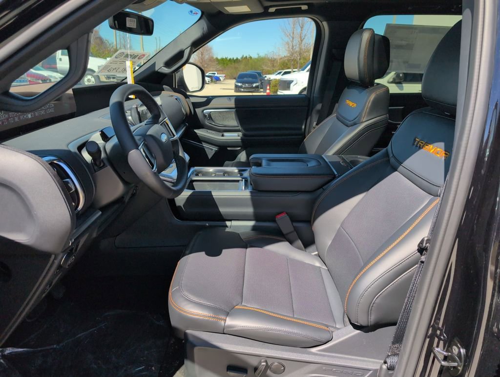 New 2026 Ford Expedition Tremor image 5