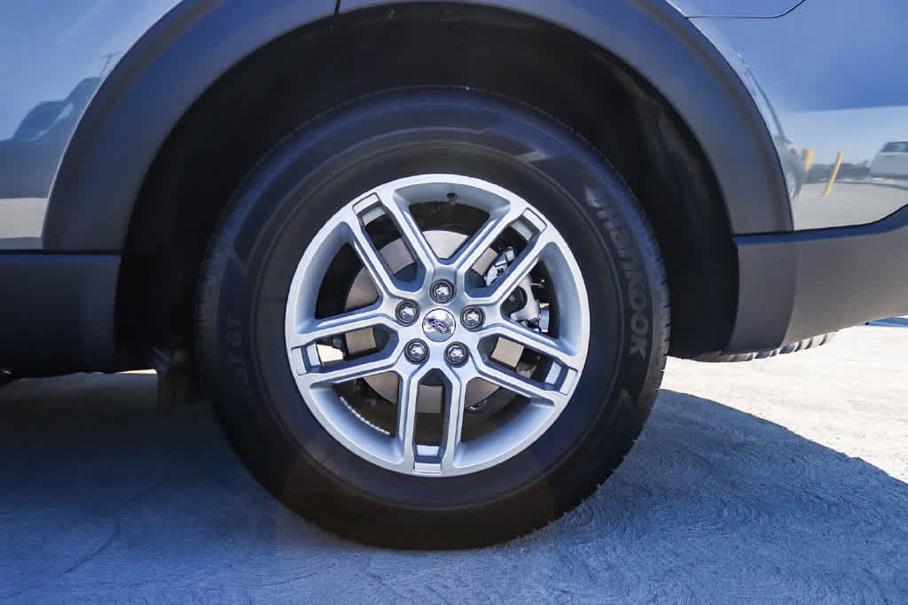 Used 2026 Ford Explorer Active w/ Active Comfort Package RWD image 10